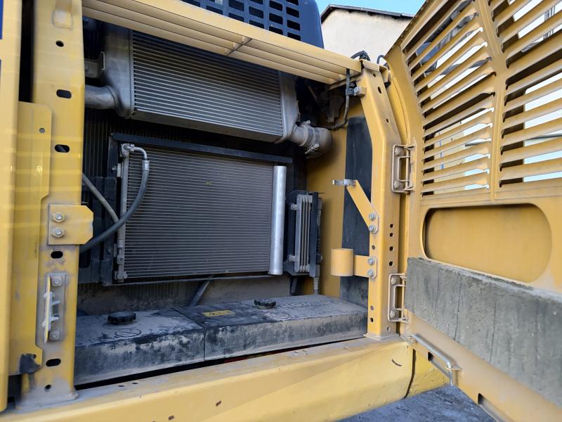 Pelle Komatsu PC210-LC Pelle sur chenilles