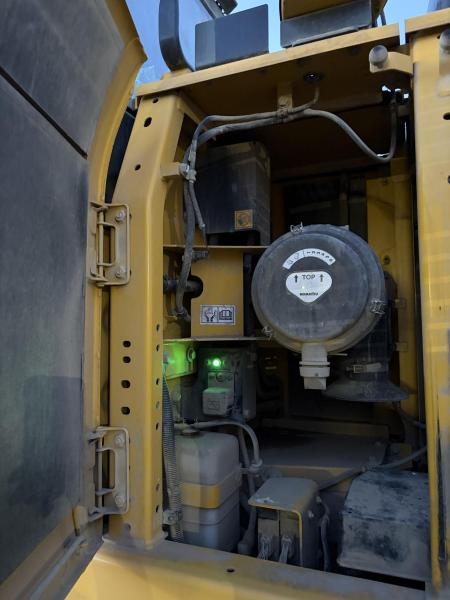 Pelle Komatsu PC210-LC Pelle sur chenilles