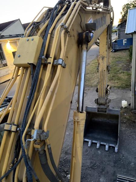 Pelle Komatsu PC210-LC Pelle sur chenilles