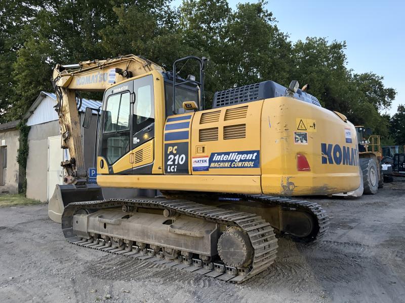 Pelle Komatsu PC210-LC Pelle sur chenilles
