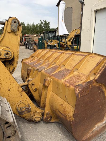 Chargeuse Caterpillar 963D Chargeuse sur chenilles