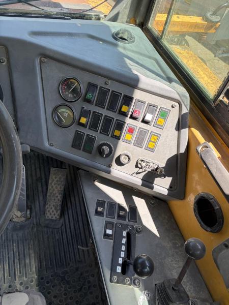 Tombereau Volvo A 30 C 6x6 Tombereau articulé