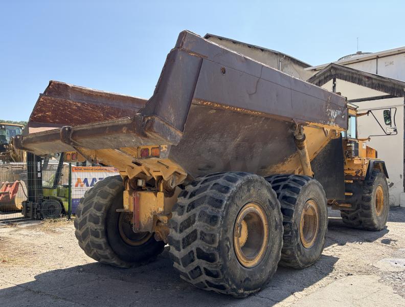 Tombereau Volvo A 30 C 6x6 Tombereau articulé