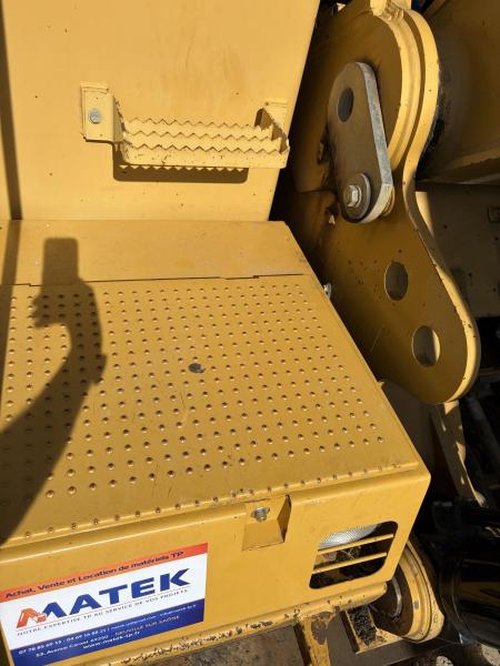 Pelle Caterpillar 345DL Pelle sur chenilles