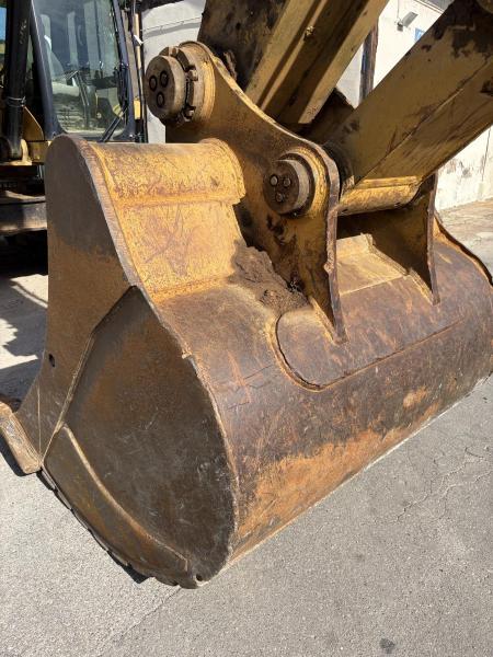 Pelle Caterpillar 345DL Pelle sur chenilles