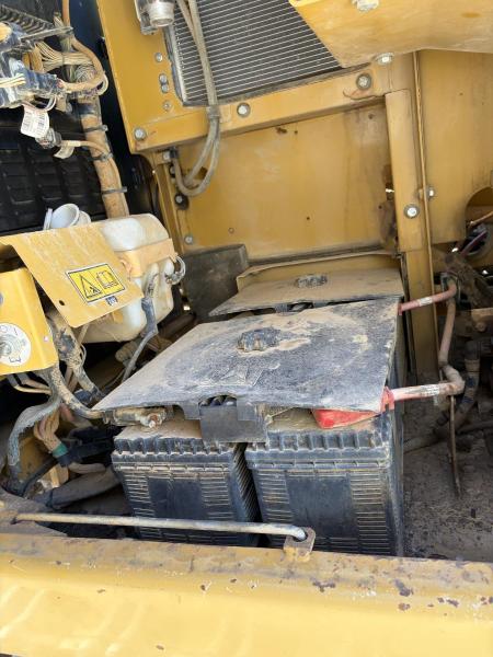 Pelle Caterpillar 345DL Pelle sur chenilles
