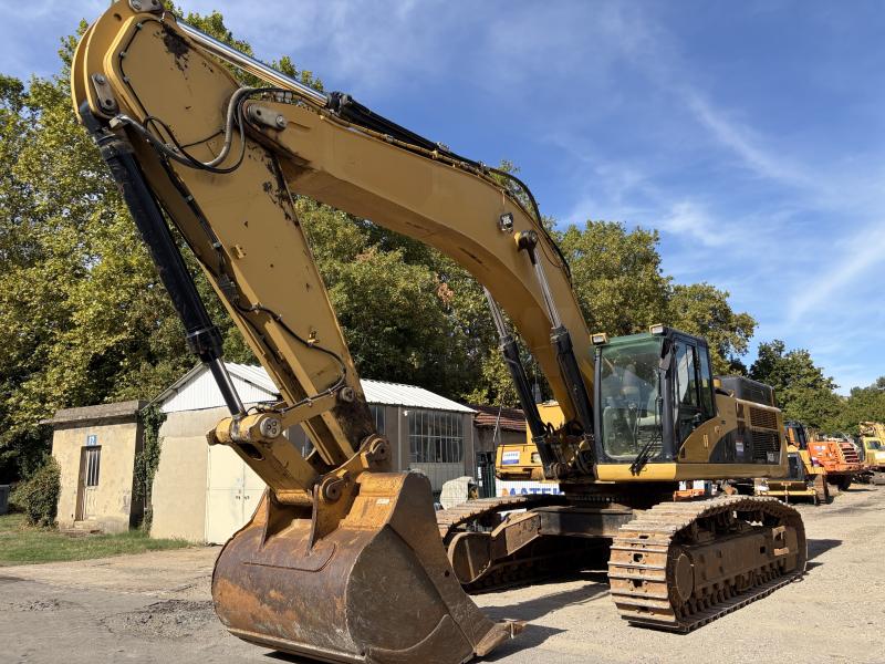 Pelle Caterpillar 345DL Pelle sur chenilles
