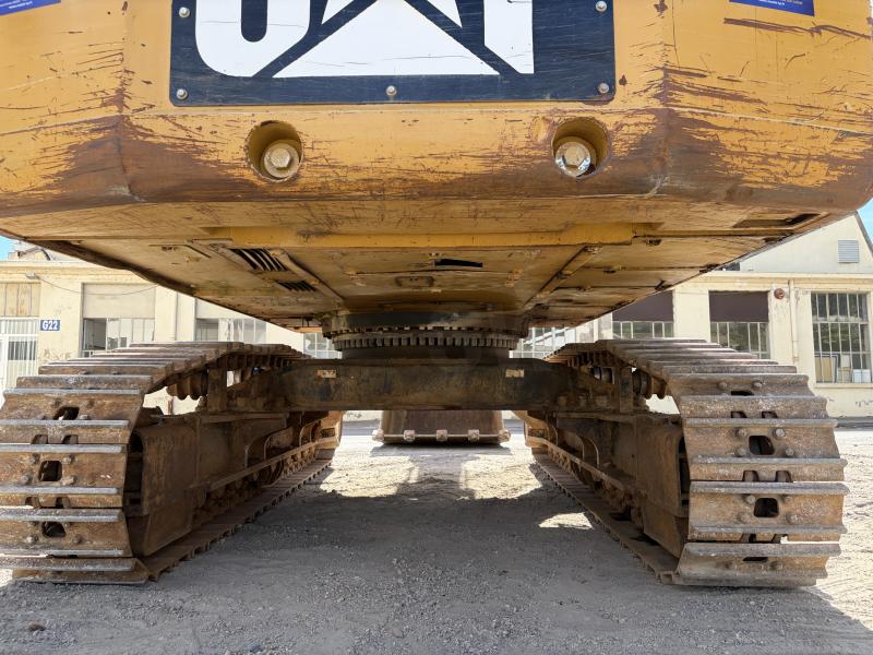 Pelle Caterpillar 345DL Pelle sur chenilles