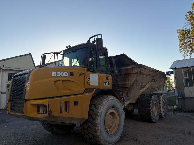 Tombereau Bell B30D Tombereau articulé