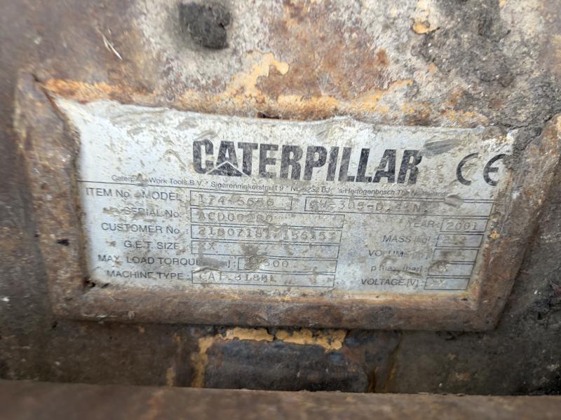 Pelle Caterpillar 318BL Pelle sur chenilles