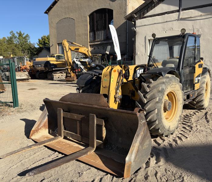 Chariot télescopique Caterpillar TH330B Chariot télescopique fixe