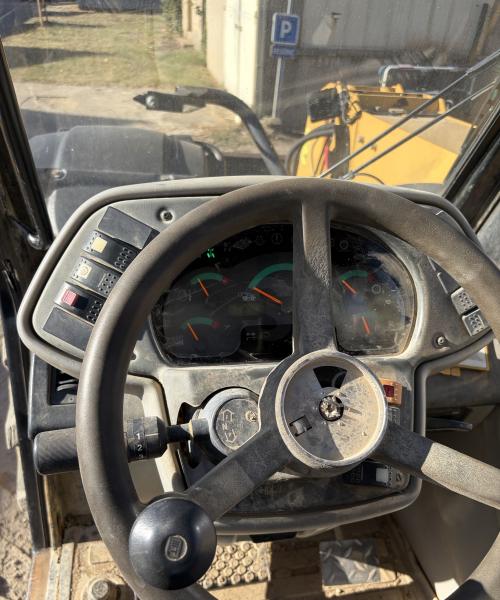 Chariot télescopique Caterpillar TH330B Chariot télescopique fixe