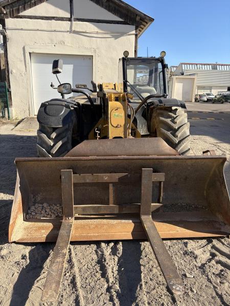 Chariot télescopique Caterpillar TH330B Chariot télescopique fixe