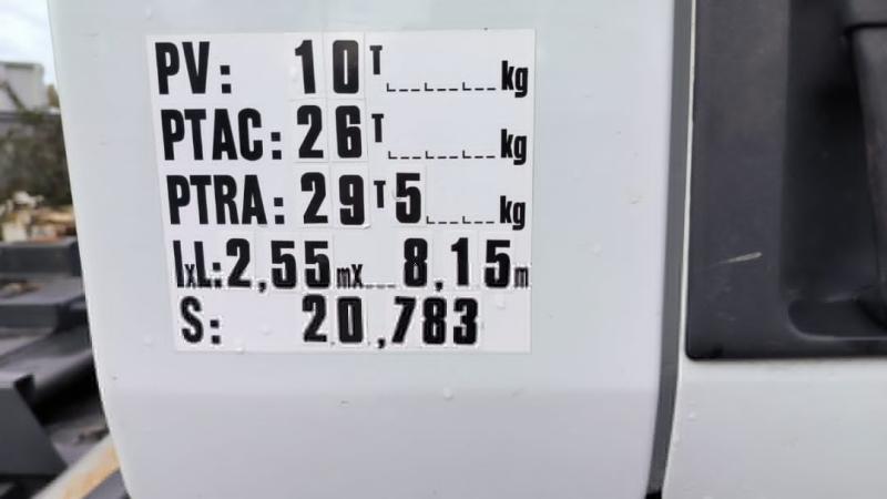 vrachtwagen Renault Premium Lander