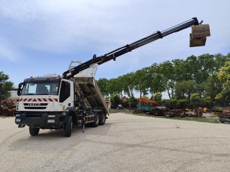 Ciężarówka Iveco Trakker 410 EEV