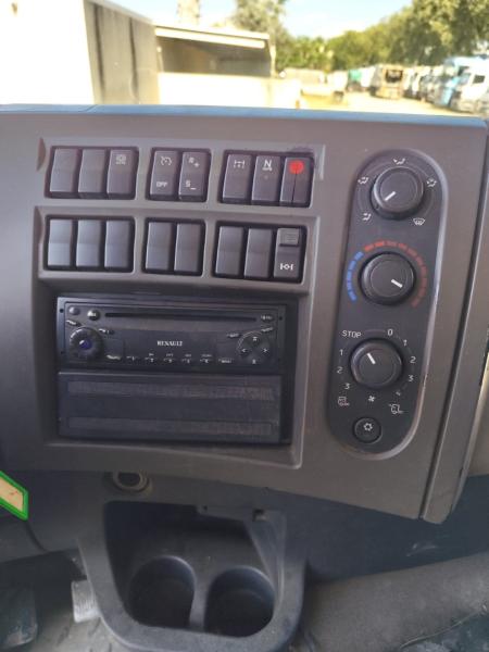 Engin de voirie Renault Premium 320 DXI