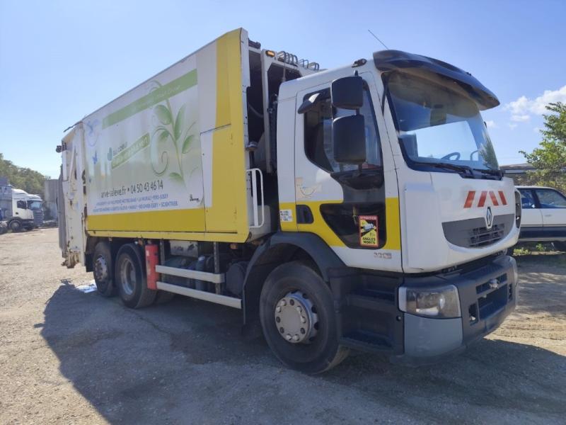 Engin de voirie Renault Premium 320 DXI