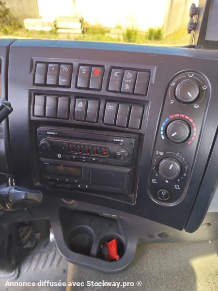 Photo Renault D-Series 280.26 DTI 8 image 15/17