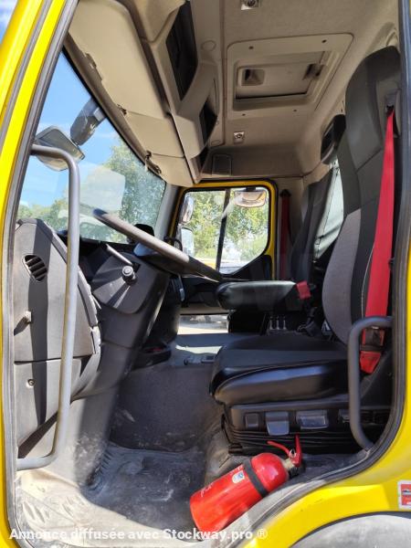 Photo Renault D-Series 280.26 DTI 8 image 9/17