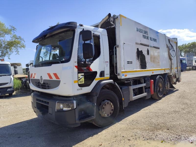 Road network trucks Renault Premium 320 DXI
