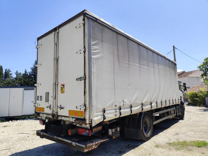 Camion Scania P 360
