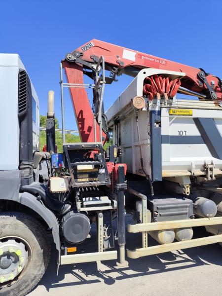 Ciężarówka Renault Kerax 460