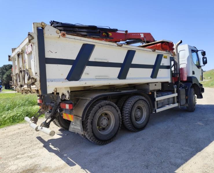 Ciężarówka Renault Kerax 460