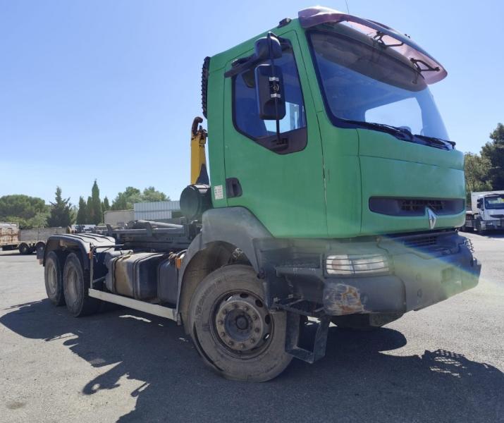 Camião Renault Kerax 420 DCI