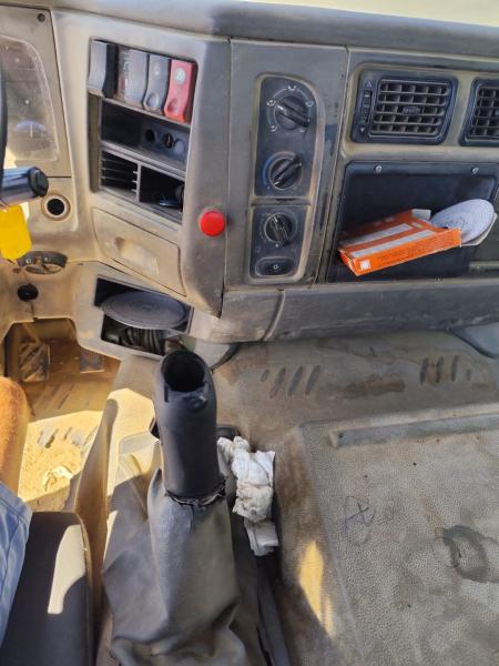 Camião Renault Kerax 420 DCI