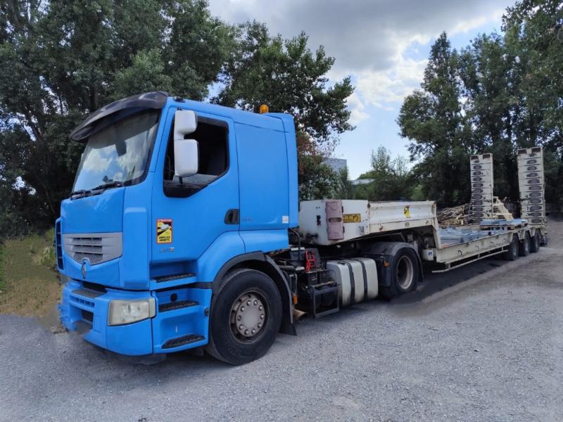 Renault Premium