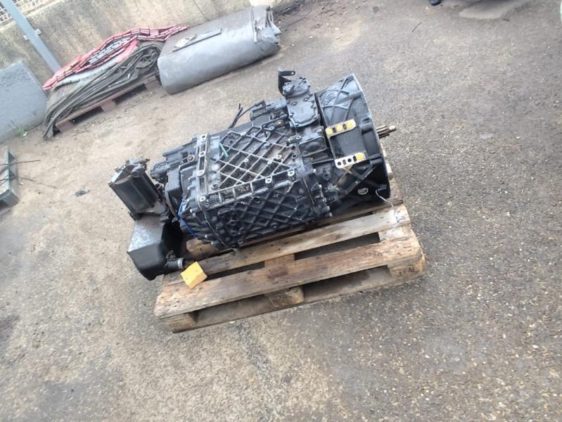 Sattelzugmaschine Renault Premium 420 DCI