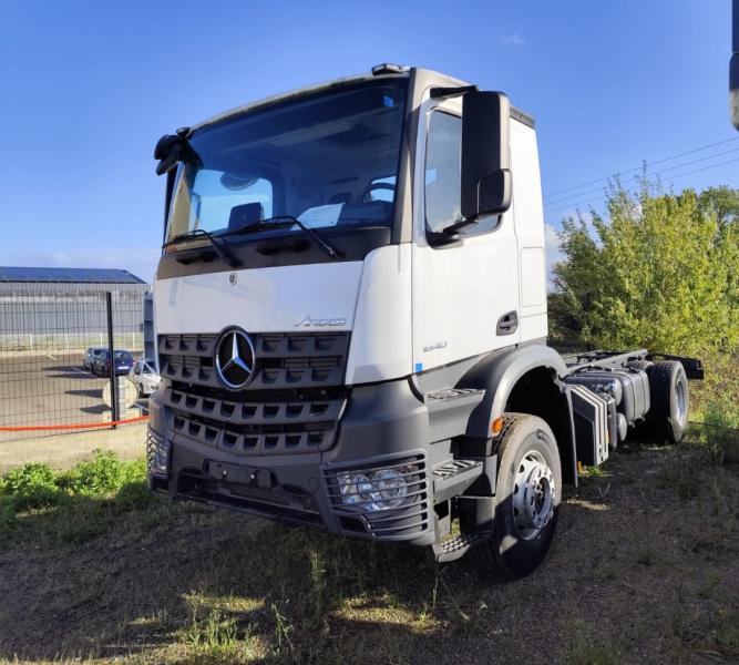 Mercedes Arocs 1840