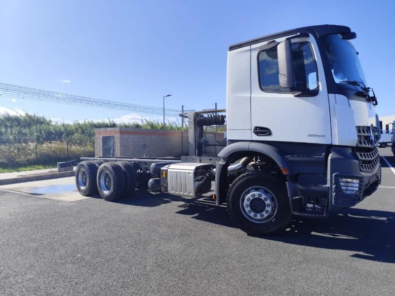 Camion Mercedes Arocs