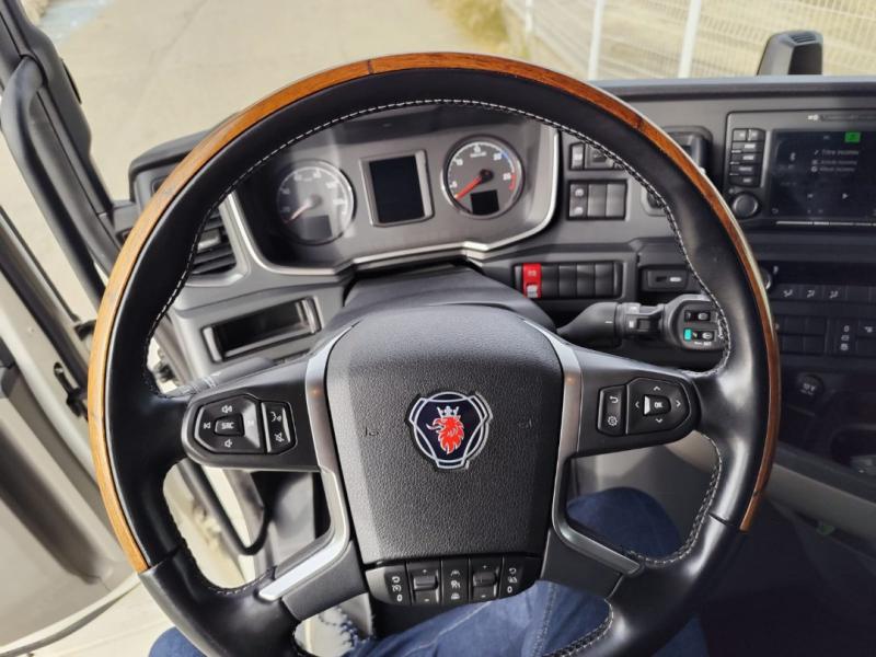 Ensemble routier Scania S