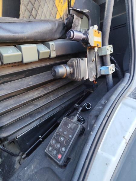 Camion Mercedes Axor 1824