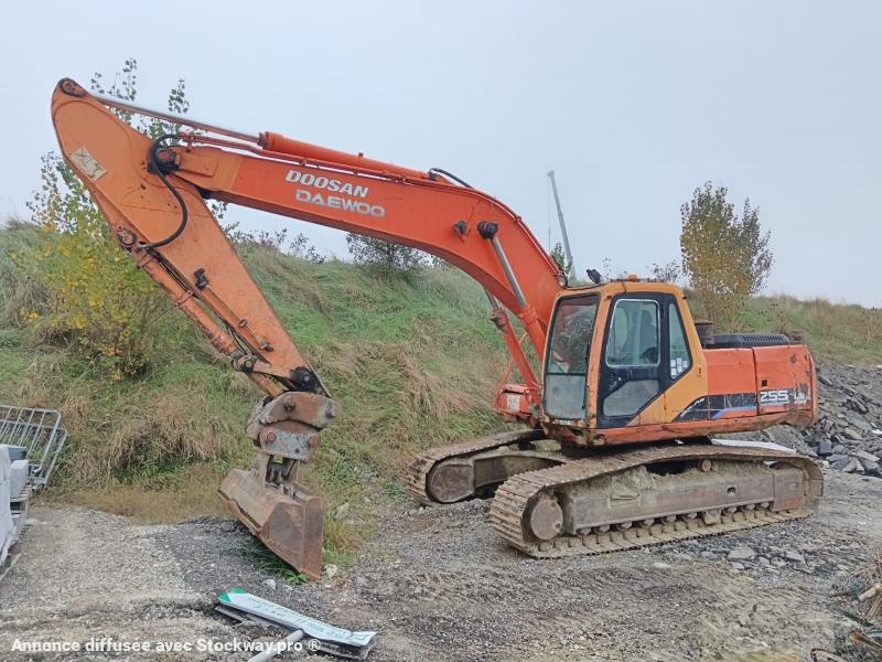 Doosan Solar 255LC-V