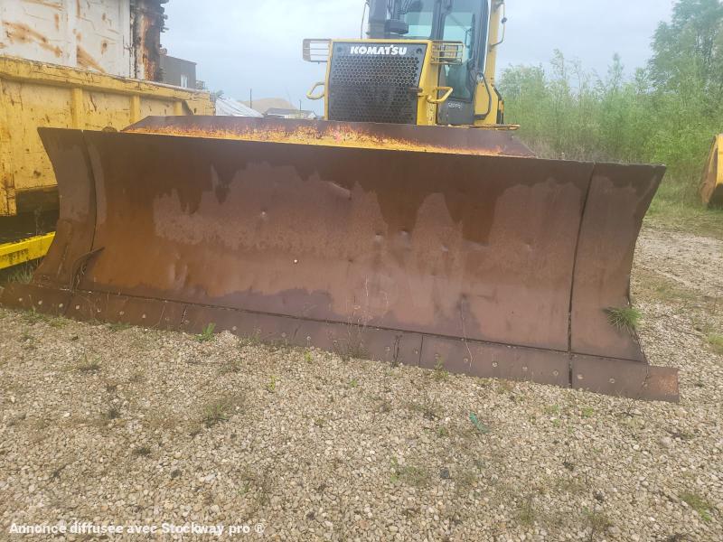 Photo Komatsu D61PX-15  image 2/28
