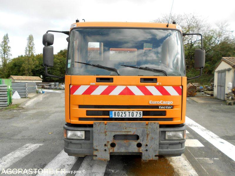 Photo Iveco 120E18  image 1/9