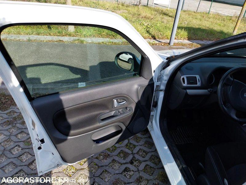 Photo Renault Clio  image 12/16
