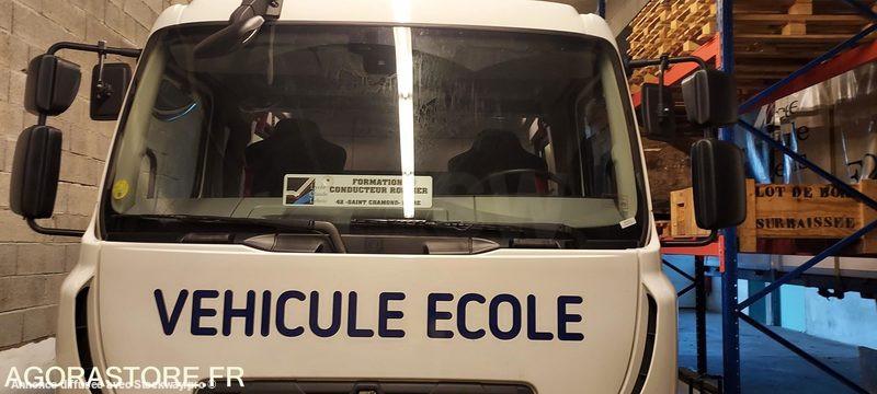 Photo Renault MIDLUM 220-15  image 5/7