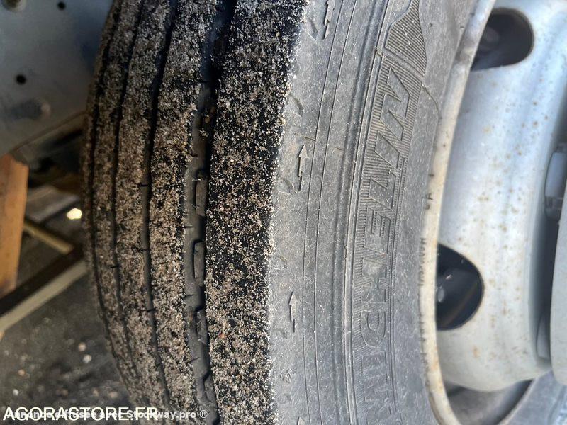 Photo Renault Midlum  image 7/7