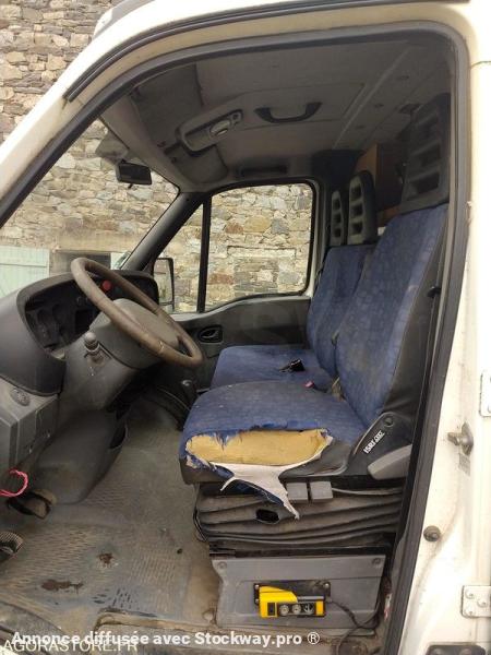 Photo Iveco 35c12  image 5/8