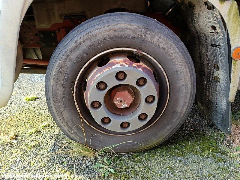 Photo Iveco 120E18  image 4/27