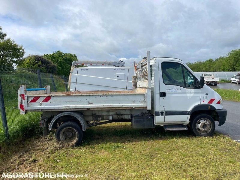 Photo Renault Mascott  image 2/6