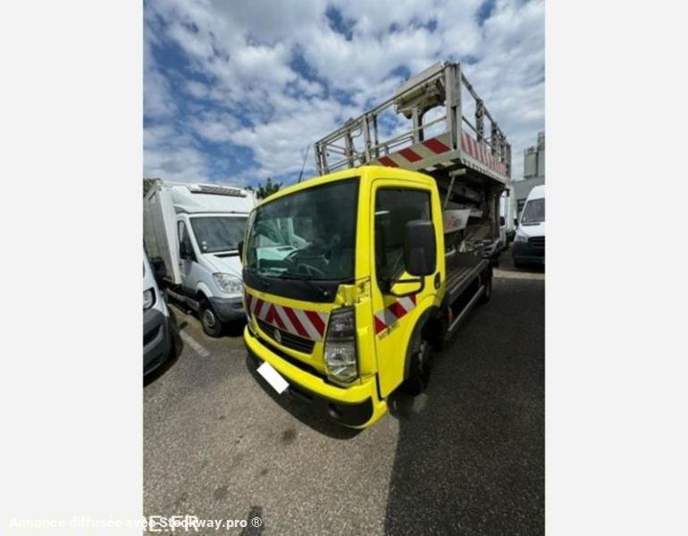 Renault Maxity 