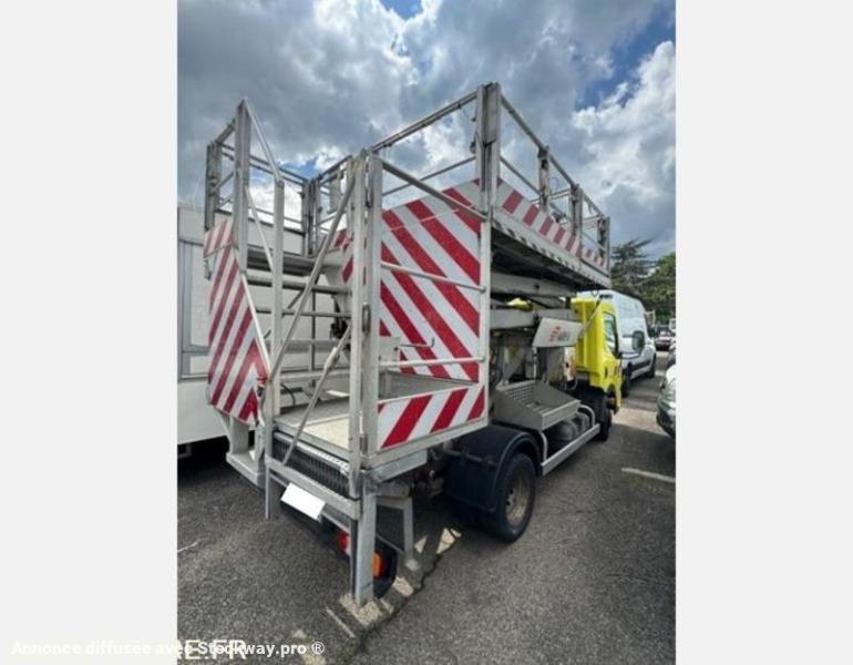 Photo Renault Maxity  image 4/8