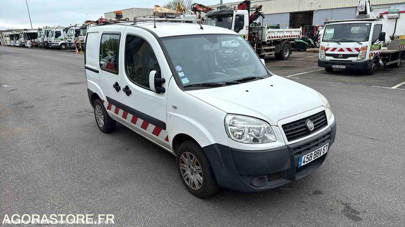 Photo Fiat DOBLO  image 2/18
