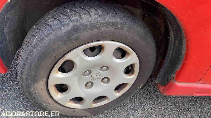 Photo Peugeot Partner  image 18/31