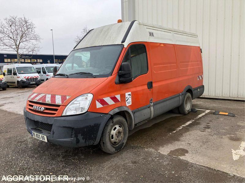 Photo Iveco 50C15  image 2/10