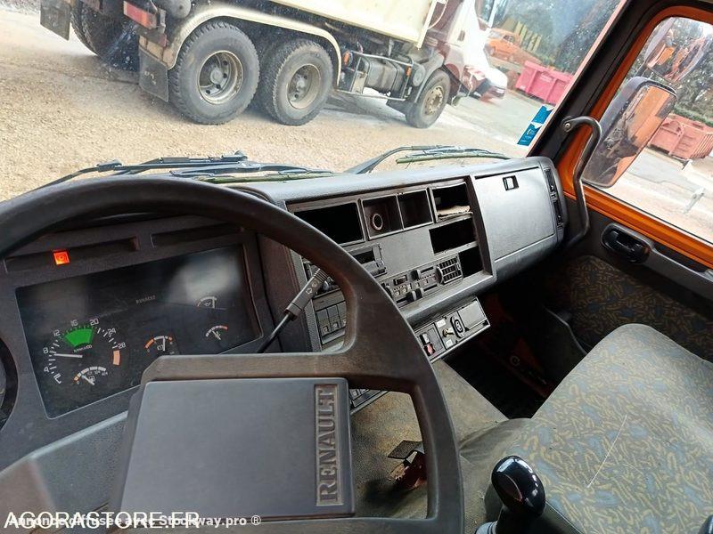 Photo Renault M150  image 37/41